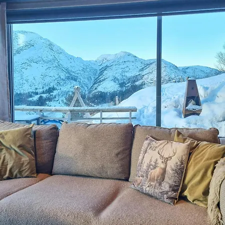 Holiday home Accessible With Views By Bergevann *